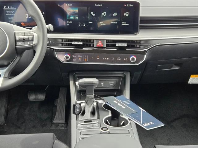 2026 Kia K5 LXS FWD