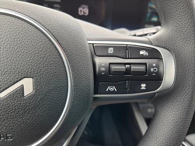 2026 Kia K5 LXS FWD