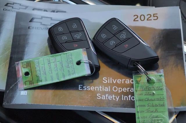 2025 Chevrolet Silverado 1500 4WD RST