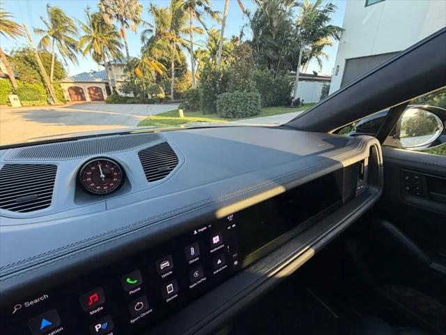 2025 Porsche Cayenne GTS