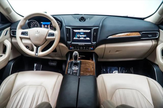 2017 Maserati Levante Standard