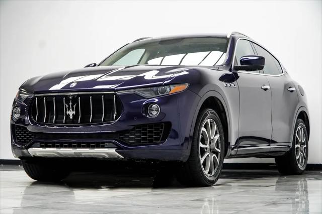2017 Maserati Levante Standard