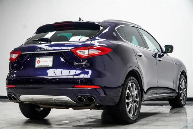 2017 Maserati Levante Standard