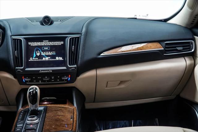 2017 Maserati Levante Standard