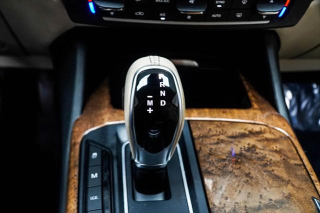 2017 Maserati Levante Standard