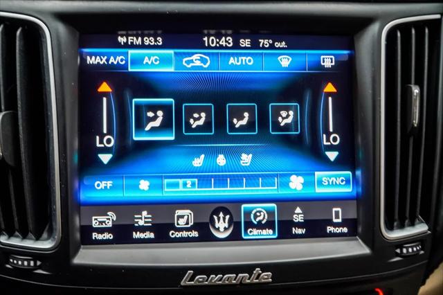 2017 Maserati Levante Standard