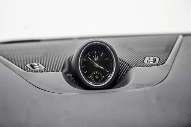 2017 Maserati Levante Standard