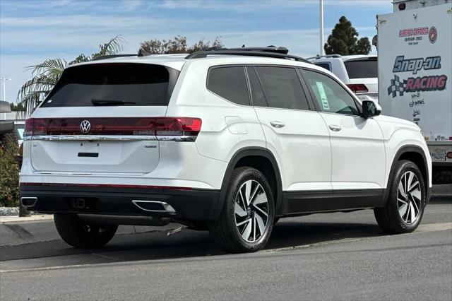 2026 Volkswagen Atlas SE with Technology