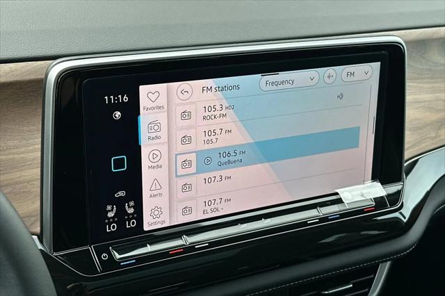 2026 Volkswagen Atlas SE with Technology