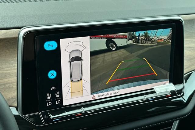 2026 Volkswagen Atlas SE with Technology
