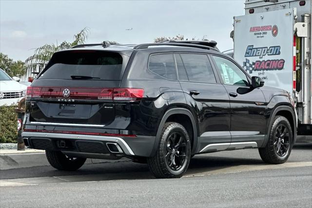 2026 Volkswagen Atlas Peak Edition