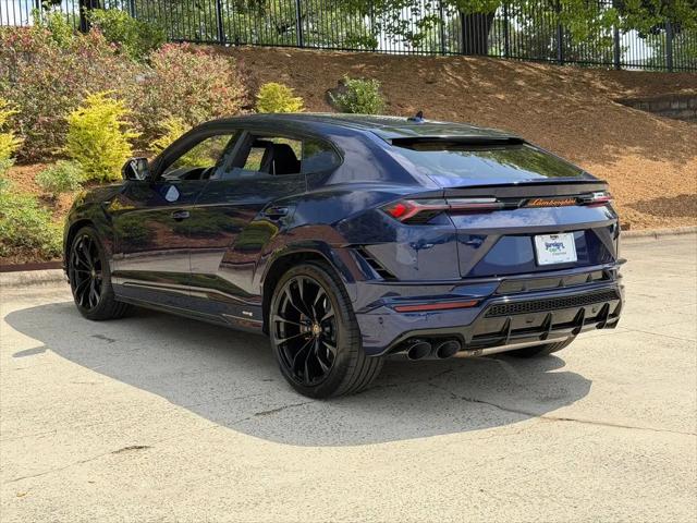 2023 Lamborghini Urus S