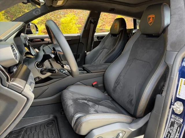 2023 Lamborghini Urus S