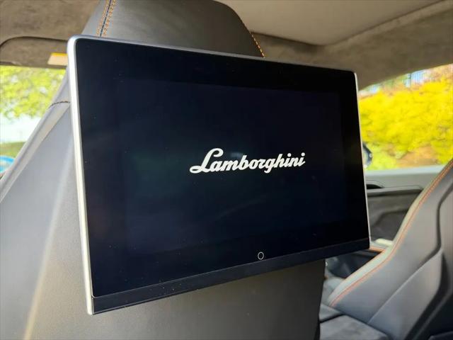 2023 Lamborghini Urus S