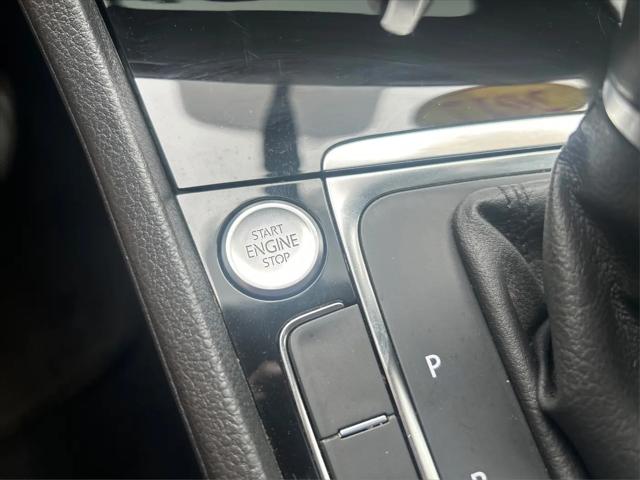 2017 Volkswagen Golf TSI SEL 4-Door