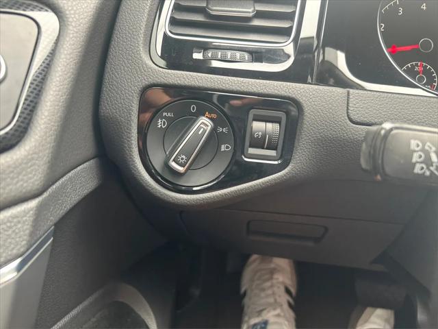 2017 Volkswagen Golf TSI SEL 4-Door