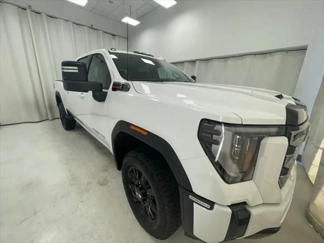 2026 GMC Sierra 2500HD Crew Cab, Standard Bed, AT4, 4WD
