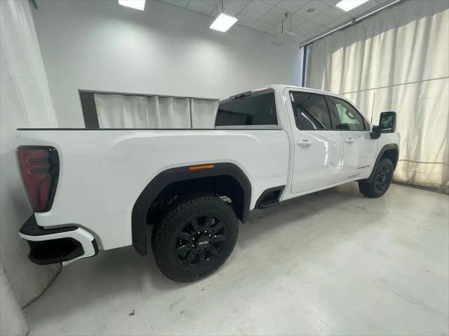 2026 GMC Sierra 2500HD Crew Cab, Standard Bed, AT4, 4WD