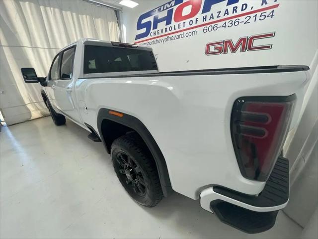 2026 GMC Sierra 2500HD Crew Cab, Standard Bed, AT4, 4WD