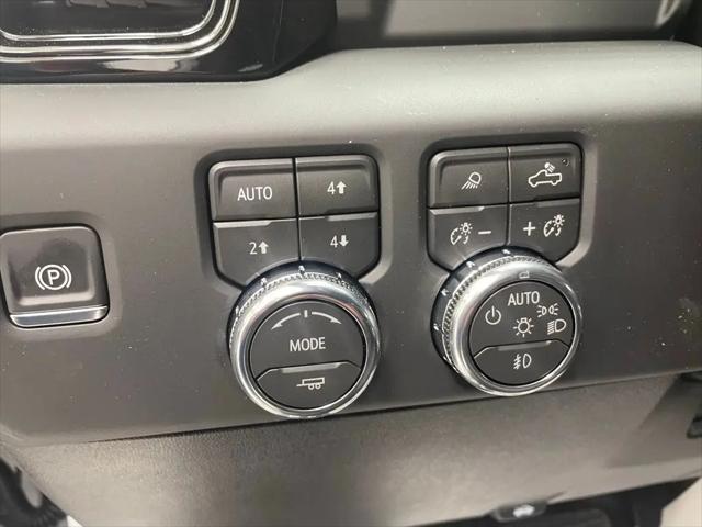 2026 GMC Sierra 2500HD Crew Cab, Standard Bed, AT4, 4WD