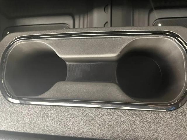 2026 GMC Sierra 2500HD Crew Cab, Standard Bed, AT4, 4WD