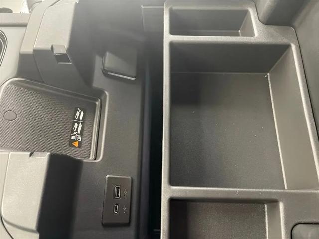 2026 GMC Sierra 2500HD Crew Cab, Standard Bed, AT4, 4WD