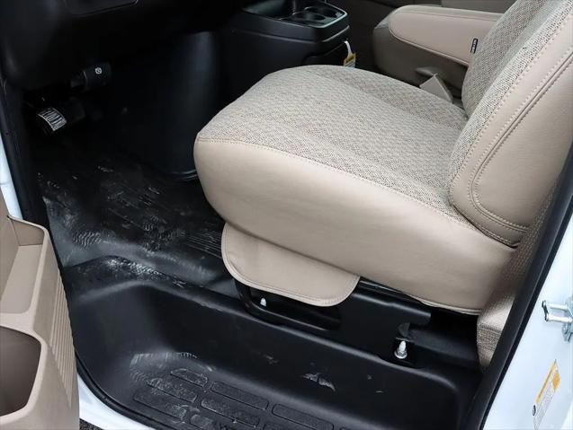 2026 Chevrolet Express Cargo Van 2500 Regular Wheelbase, WT, RWD