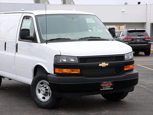 2026 Chevrolet Express Cargo Van 2500 Regular Wheelbase, WT, RWD