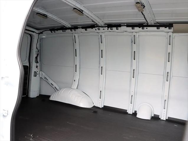 2026 Chevrolet Express Cargo Van 2500 Regular Wheelbase, WT, RWD