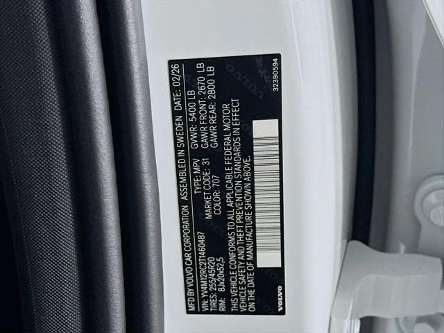 2026 Volvo XC60 B5 Plus