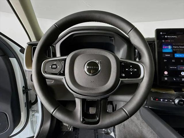 2026 Volvo XC60 B5 Core