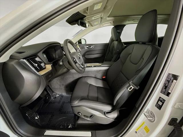 2026 Volvo XC60 B5 Core