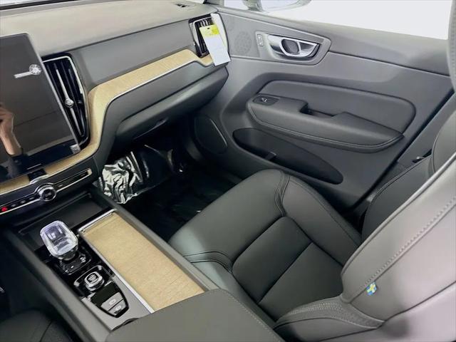 2026 Volvo XC60 B5 Core