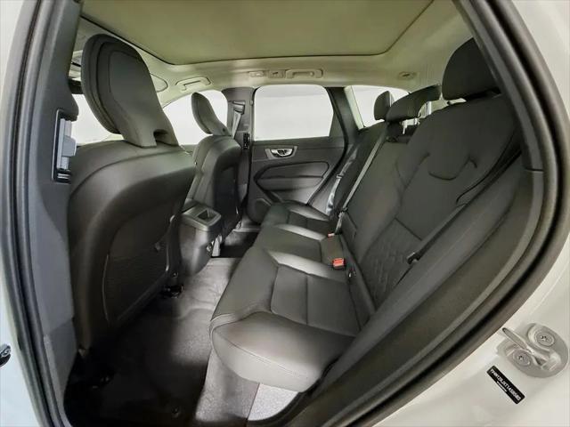 2026 Volvo XC60 B5 Core