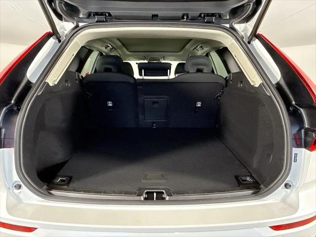 2026 Volvo XC60 B5 Core