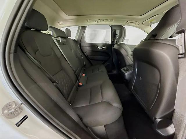 2026 Volvo XC60 B5 Core