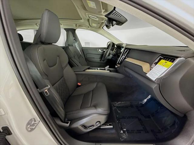 2026 Volvo XC60 B5 Core