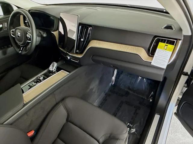 2026 Volvo XC60 B5 Core