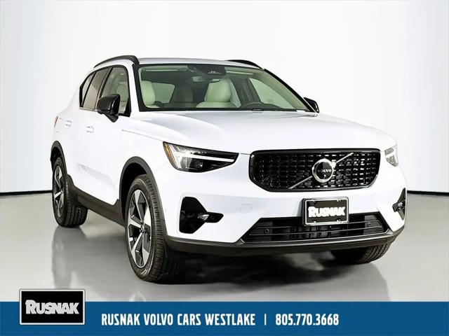 2026 Volvo XC40 Plus, B5 AWD Gas (mild hybrid), Dark for sale in Thousand Oaks, CA