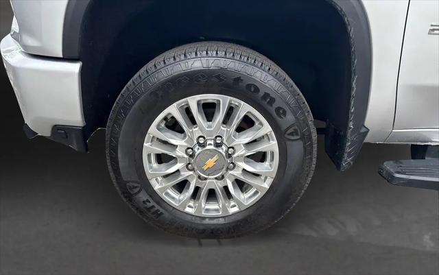 2022 Chevrolet Silverado 2500HD 4WD Crew Cab Standard Bed High Country