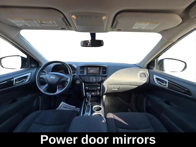 2015 Nissan Pathfinder SV