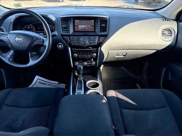 2015 Nissan Pathfinder SV