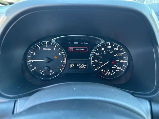 2015 Nissan Pathfinder SV