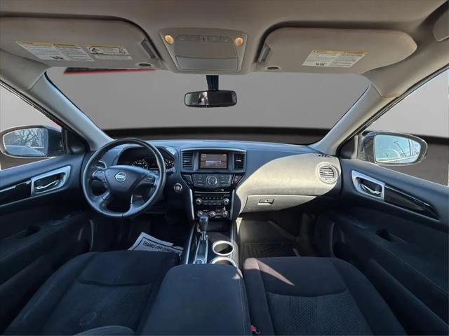 2015 Nissan Pathfinder SV