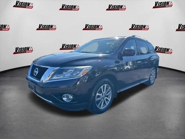 2015 Nissan Pathfinder SV for sale in East Rochester, NY