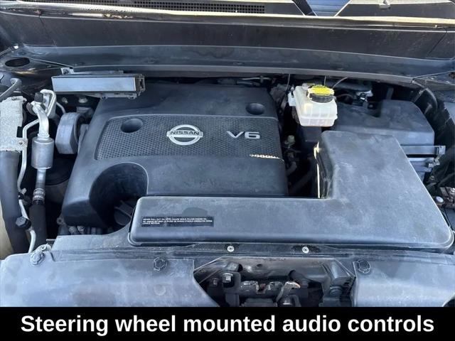 2015 Nissan Pathfinder SV