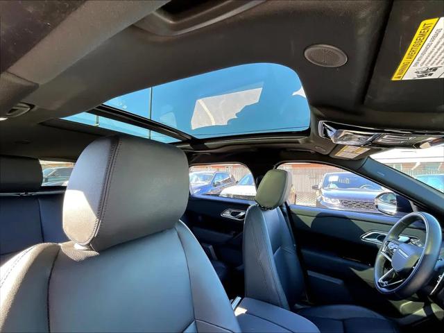 2026 Land Rover Range Rover Velar P250 Dynamic SE