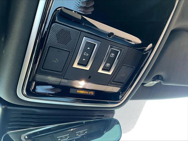 2026 Land Rover Range Rover Velar P250 Dynamic SE
