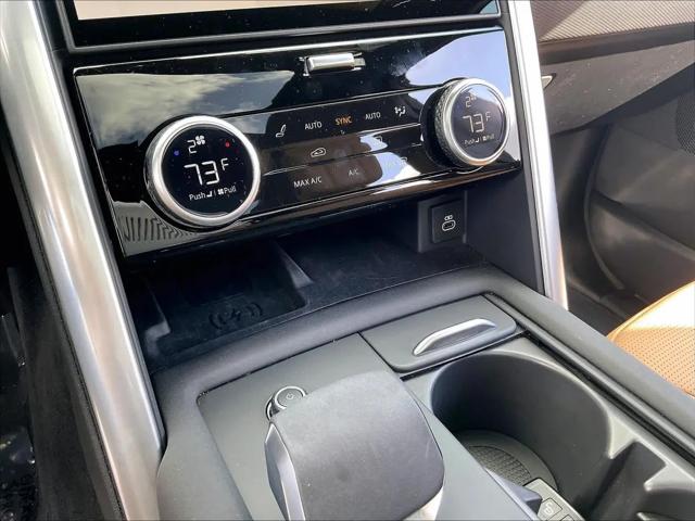 2025 Land Rover Discovery P300 Dynamic SE