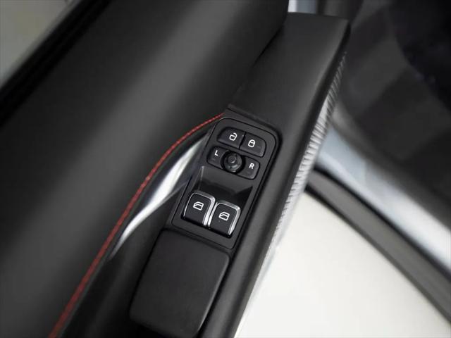 2026 Lotus Emira Turbo SE